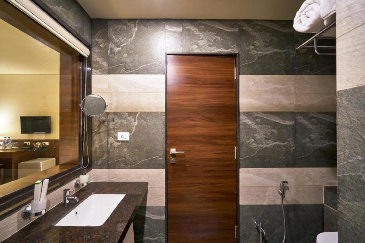 קולהאפור Hotel Shlok מראה חיצוני תמונה